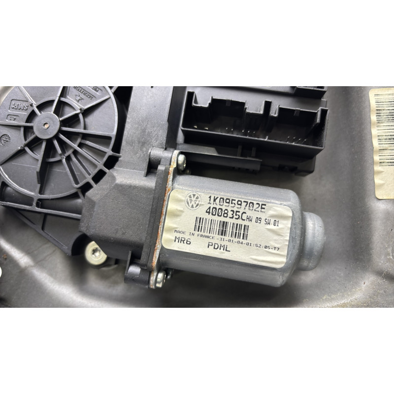Leve vitre electrique avant droit VOLKSWAGEN GOLF 5 Photo n°7