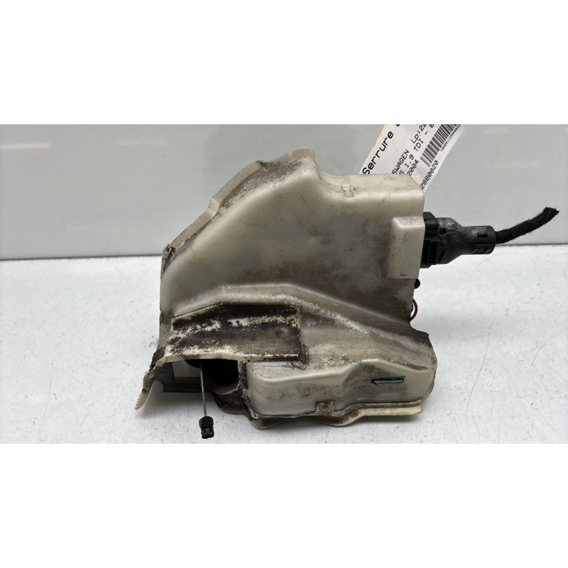 Serrure avant droit VOLKSWAGEN GOLF 5 Photo n°1
