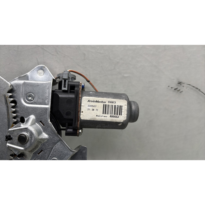 Leve vitre electrique avant gauche RENAULT KANGOO 1 Photo n°4