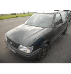 Optique avant principal droit (feux)(phare) FORD FIESTA 3