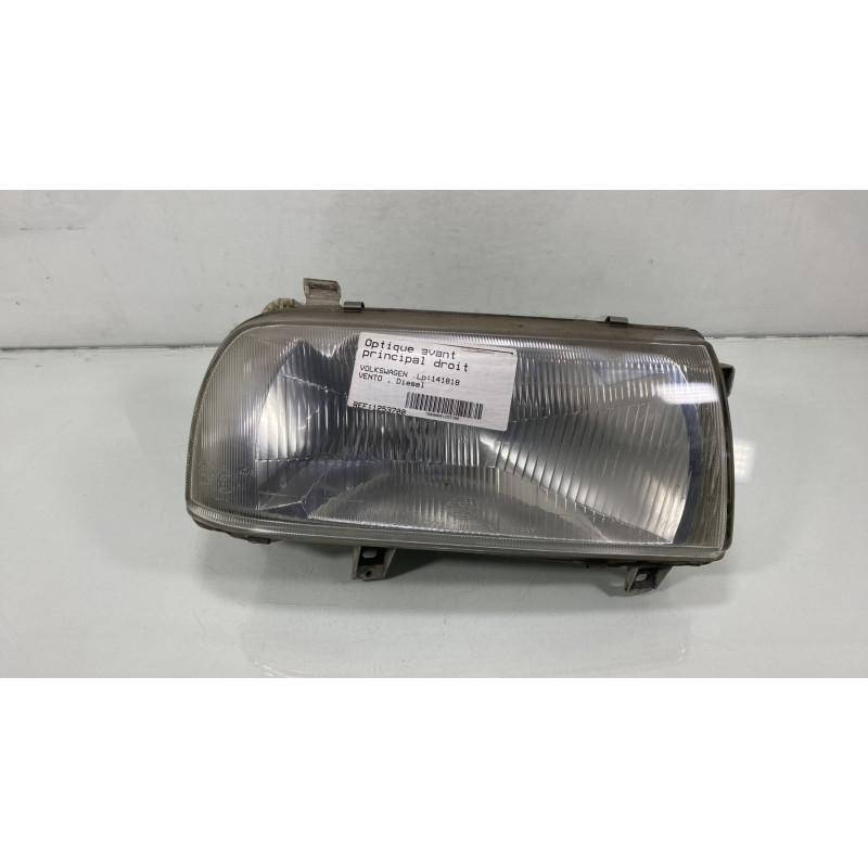 Optique avant principal droit (feux)(phare) VOLKSWAGEN VENTO Photo n°8