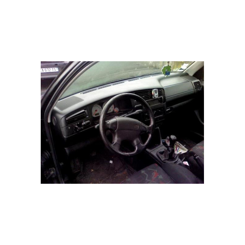 Face avant VOLKSWAGEN GOLF 3 Photo n°10
