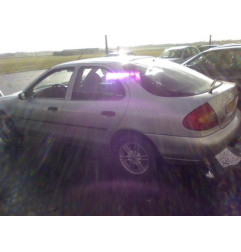 Optique avant principal gauche (feux)(phare) FORD MONDEO 1