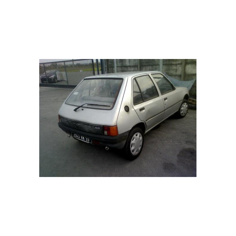 Optique avant principal droit (feux)(phare) PEUGEOT 205 Photo n°14