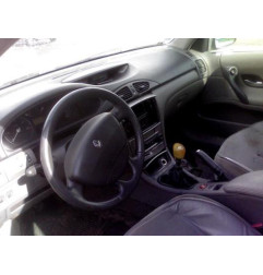 Optique avant principal gauche (feux)(phare) RENAULT LAGUNA 2