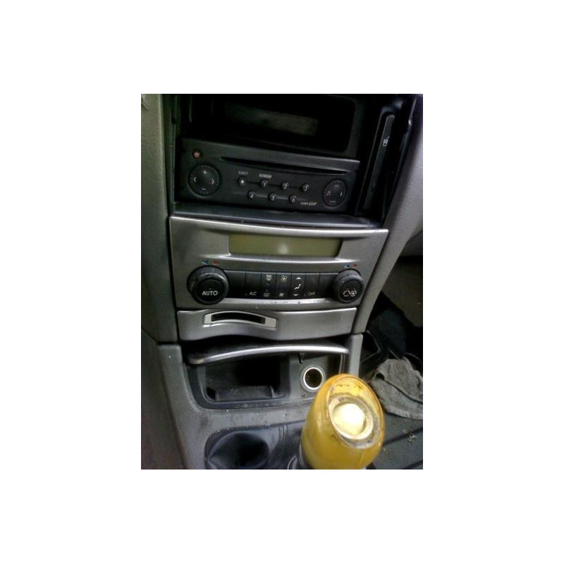 Optique avant principal gauche (feux)(phare) RENAULT LAGUNA 2 Photo n°12