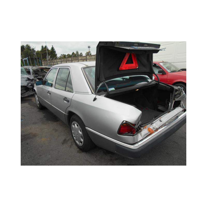Amortisseur arriere droit MERCEDES 250 W124 Photo n°9