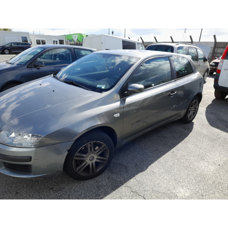Alternateur FIAT STILO Photo n°16