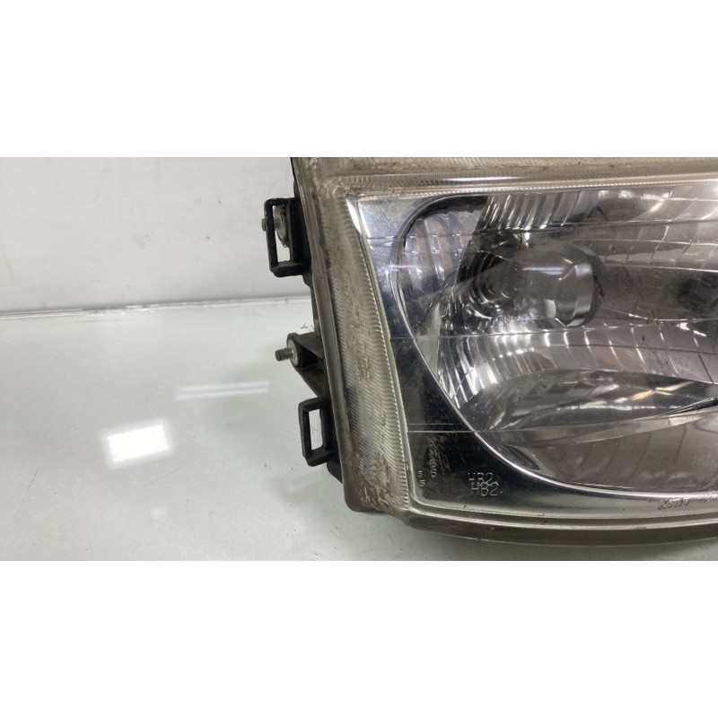 Optique avant principal droit (feux)(phare) MITSUBISHI SPACEWAGON 2 Photo n°10