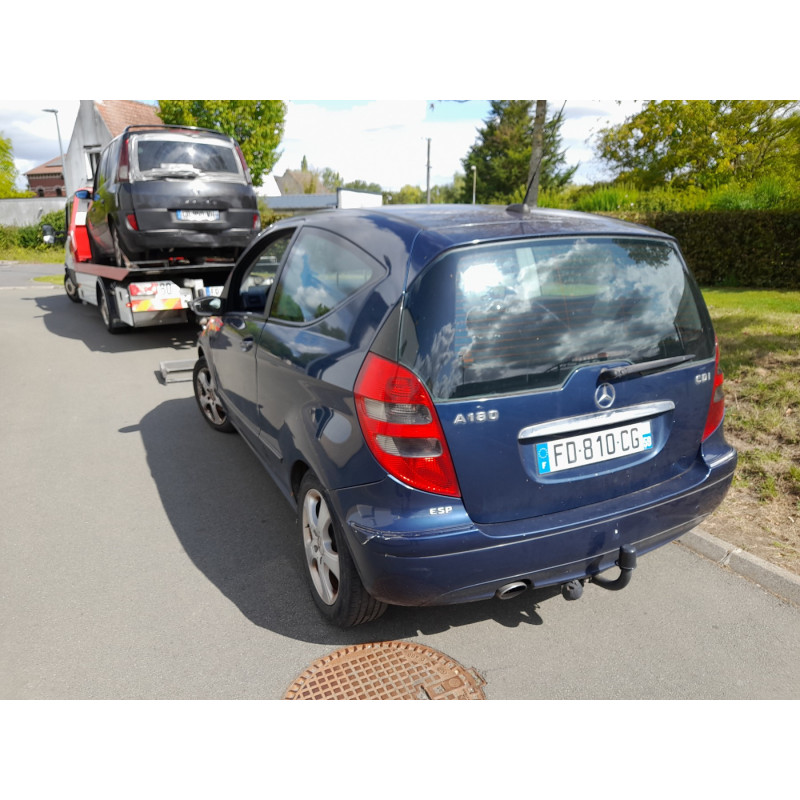 Porte avant droit MERCEDES CLASSE A 169 Photo n°9