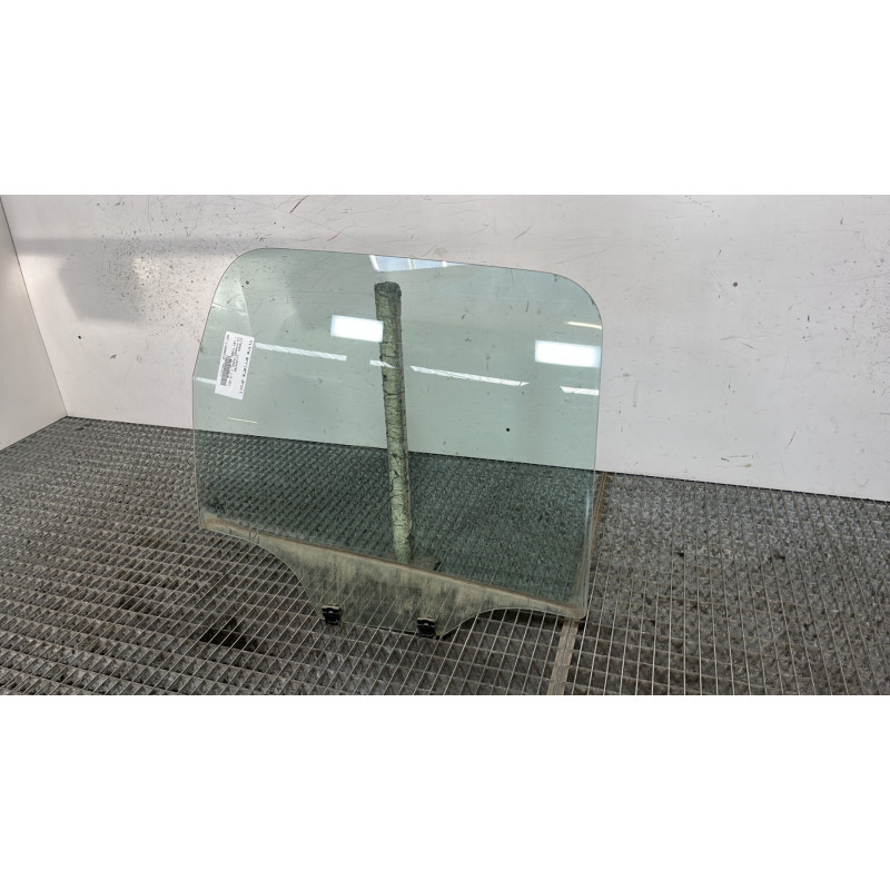 Vitre arriere droit CITROEN C3 PICASSO Photo n°3