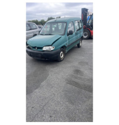 Vitre avant droit PEUGEOT PARTNER 1