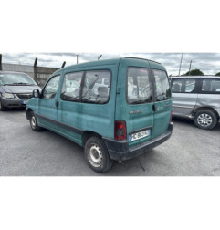 Vitre avant droit PEUGEOT PARTNER 1