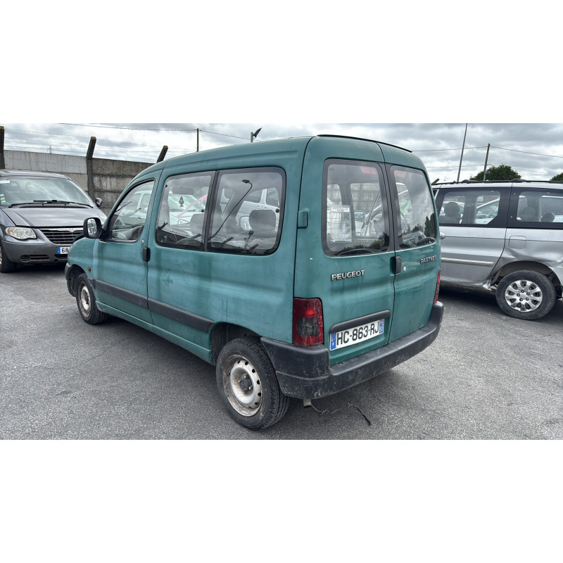 Vitre avant droit PEUGEOT PARTNER 1 Photo n°17