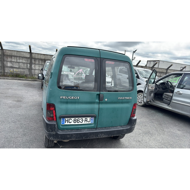 Vitre avant droit PEUGEOT PARTNER 1 Photo n°18