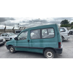 Vitre avant droit PEUGEOT PARTNER 1