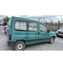Vitre avant droit PEUGEOT PARTNER 1