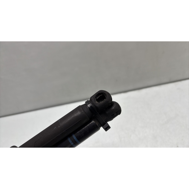 Verin de capot BMW SERIE 3 F31 Photo n°4