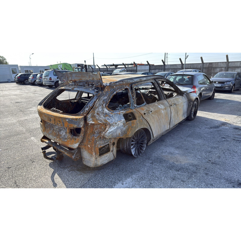 Verin de capot BMW SERIE 3 F31 Photo n°7