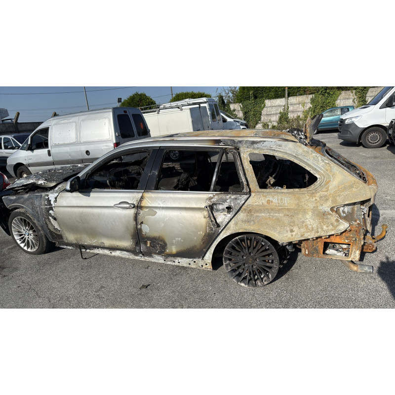 Verin de capot BMW SERIE 3 F31 Photo n°10