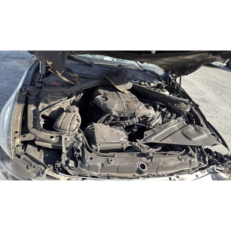 Verin de capot BMW SERIE 3 F31 Photo n°17