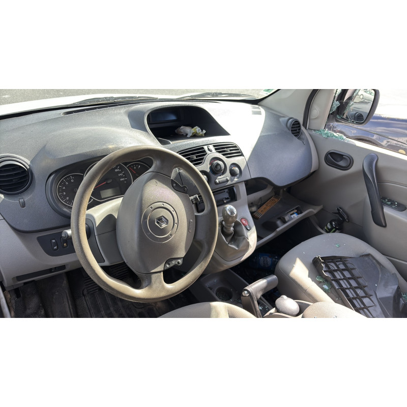 Vitre avant gauche RENAULT KANGOO 2 Photo n°19