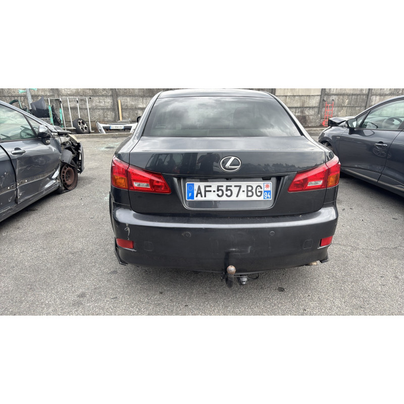 Feu arriere principal droit (feux) LEXUS IS 2 Photo n°9