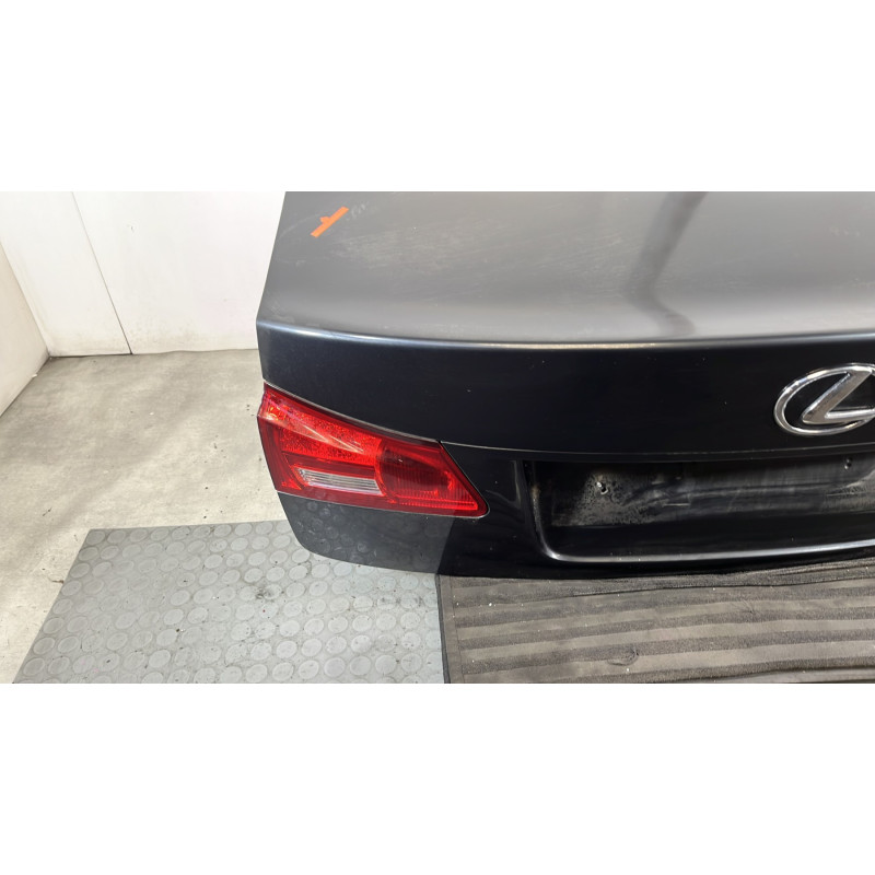 Malle/Hayon arriere LEXUS IS 2 Photo n°6