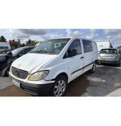 Vitre avant droit MERCEDES VITO 639