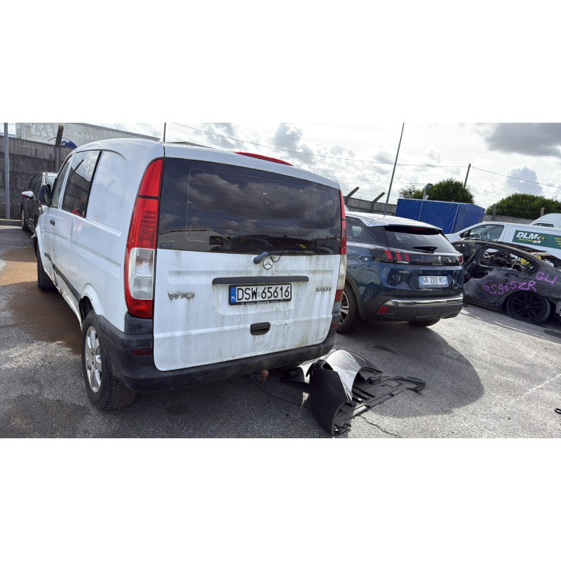 Vitre avant droit MERCEDES VITO 639 Photo n°9