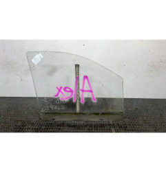Vitre avant gauche MERCEDES VITO 639