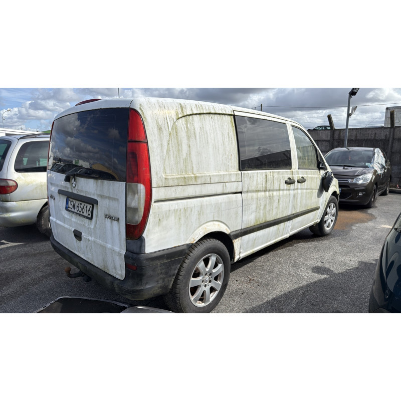 Vitre avant gauche MERCEDES VITO 639 Photo n°7