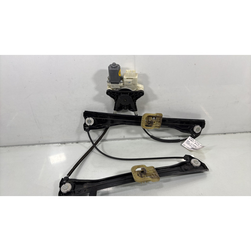 Leve vitre electrique avant droit SEAT TOLEDO 4 Photo n°1