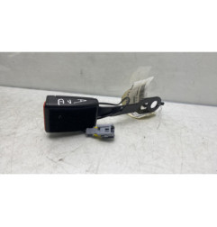 Attache ceinture avant gauche PEUGEOT 208 1