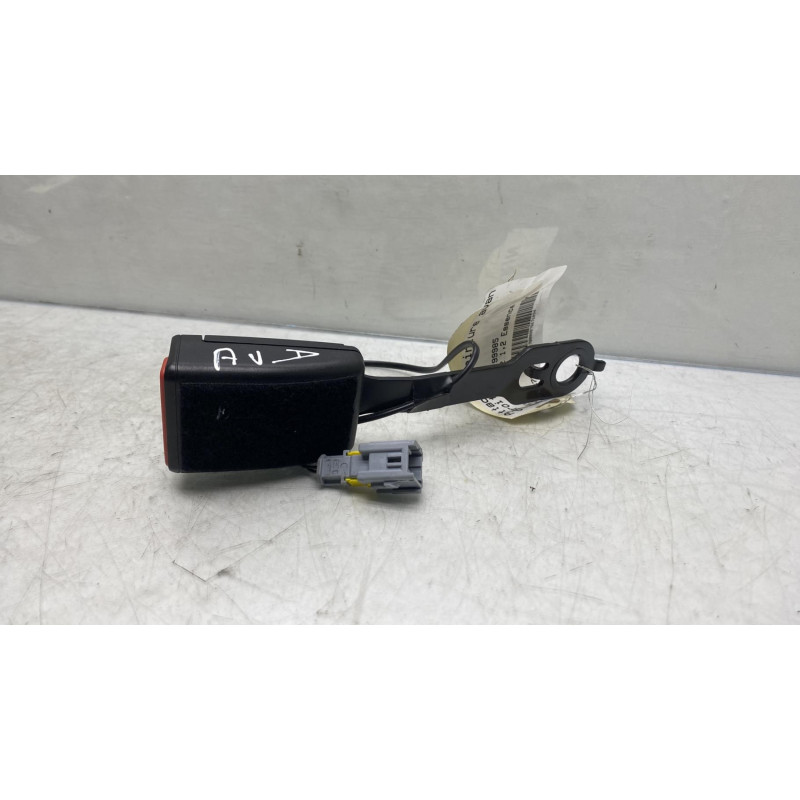 Attache ceinture avant gauche PEUGEOT 208 1 Photo n°2