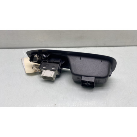 Interrupteur de leve vitre avant droit PEUGEOT 208 1