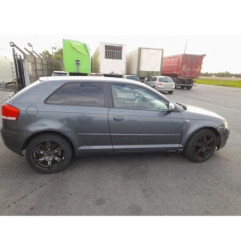 Calculateur moteur AUDI A3 2