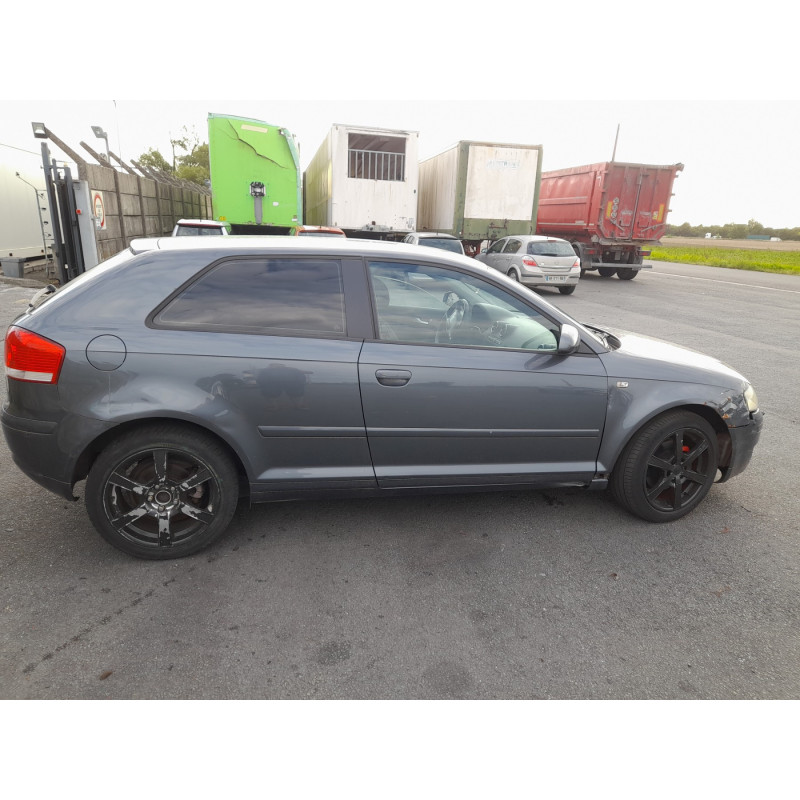 Calculateur moteur AUDI A3 2 Photo n°10