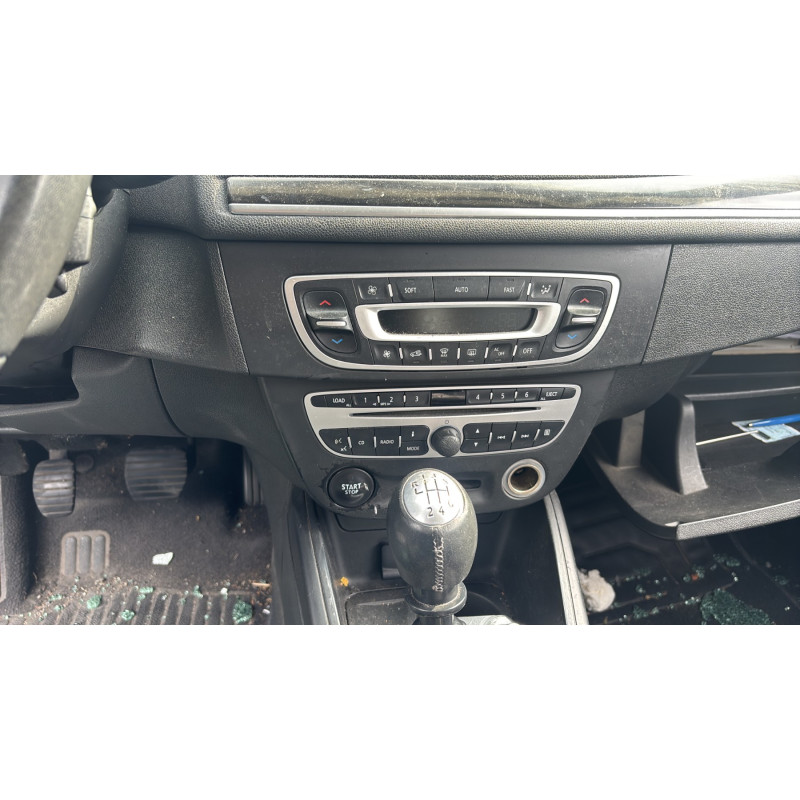 Boitier UCH RENAULT MEGANE 3 Photo n°20