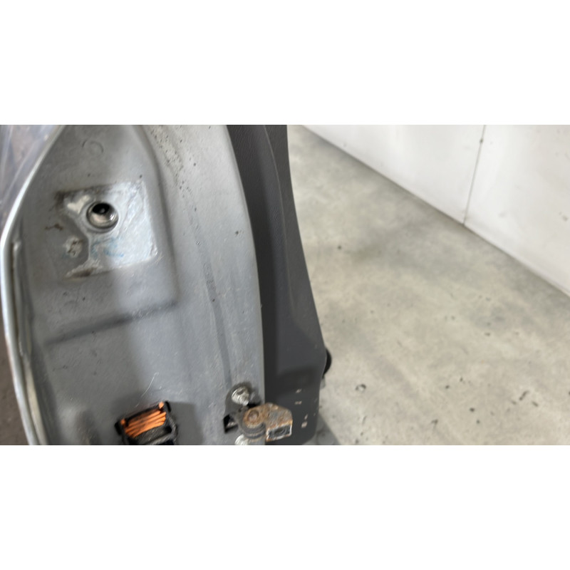Porte avant droit OPEL CORSA D Photo n°4