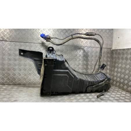 Reservoir AdBlue PEUGEOT 5008 2