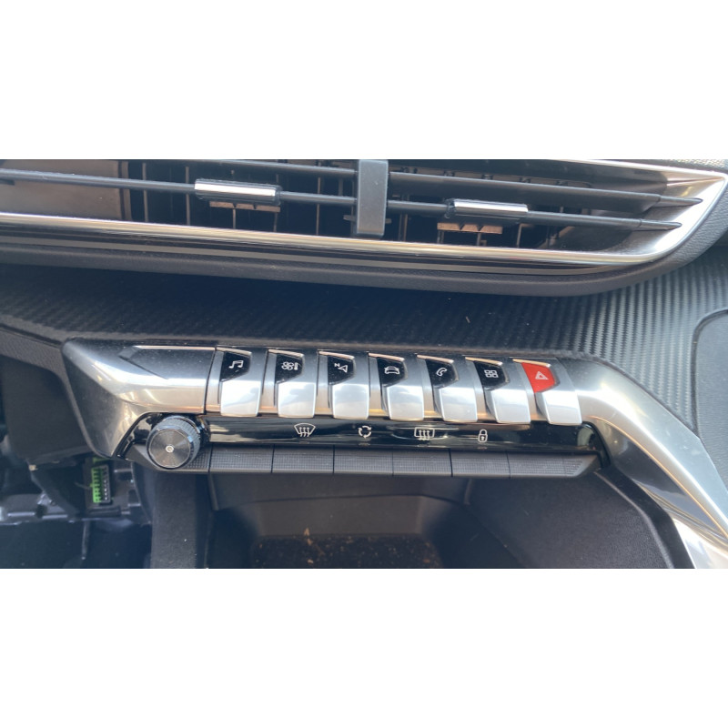 Reservoir AdBlue PEUGEOT 5008 2 Photo n°11
