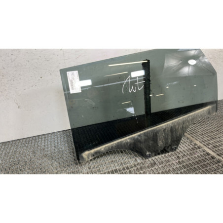 Vitre arriere gauche PEUGEOT 5008 2