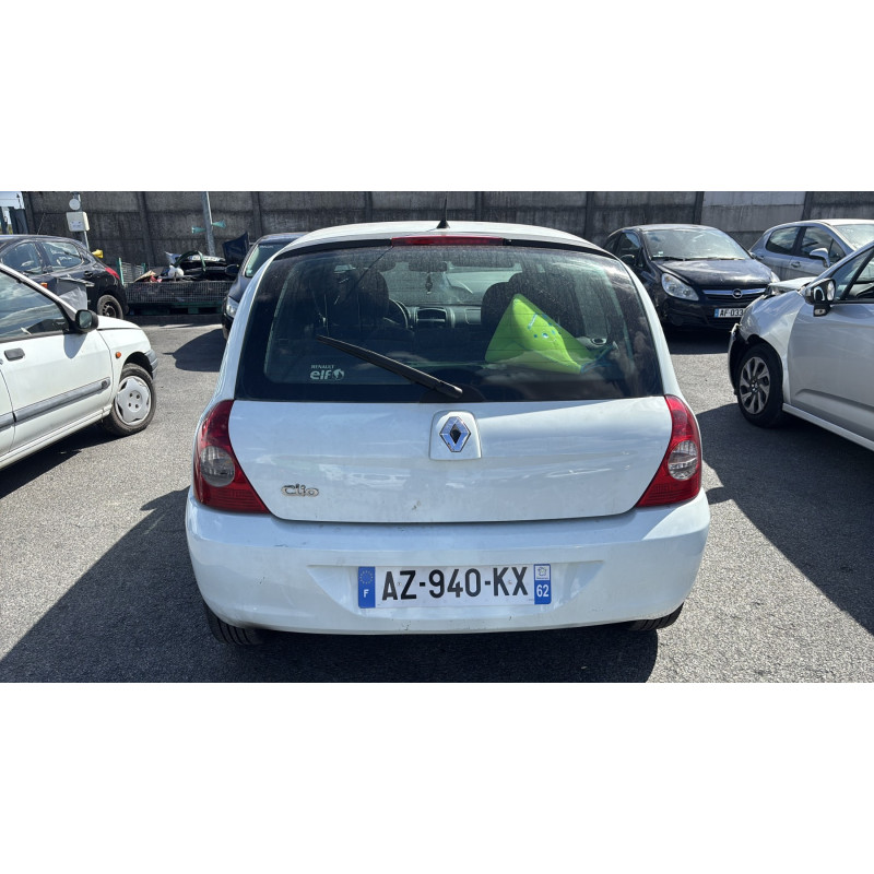 Bouton de coffre RENAULT CLIO 2 CAMPUS Photo n°9