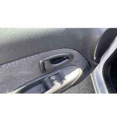 Bouton de coffre RENAULT CLIO 2 CAMPUS