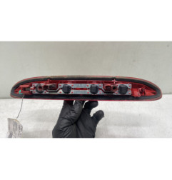 Feu arriere stop central PEUGEOT 208 1