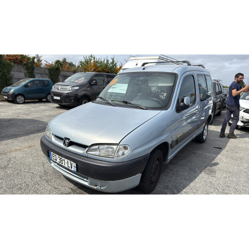 Vase de lave glace PEUGEOT PARTNER 1 Photo n°4