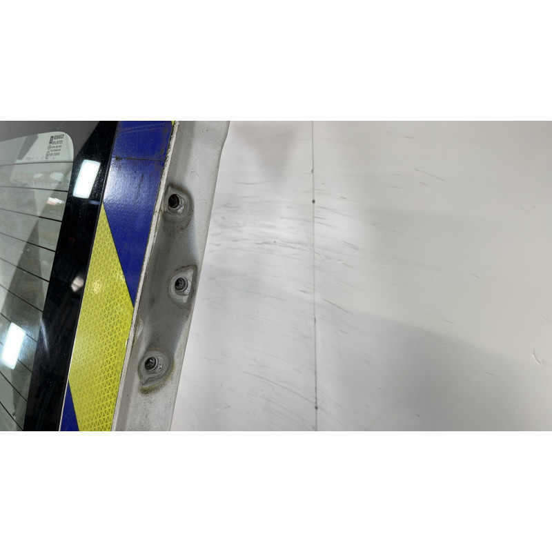 Porte de coffre droit RENAULT TRAFIC 2 Photo n°4