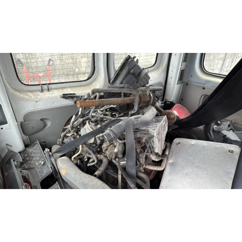 Porte de coffre droit RENAULT TRAFIC 2 Photo n°12