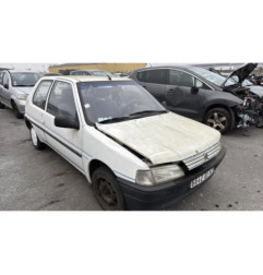 Retroviseur droit PEUGEOT 106